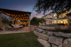 Luxurious Watershaus Ranch - Pool and Hot Tub, Fireplaces, Stunning Views!